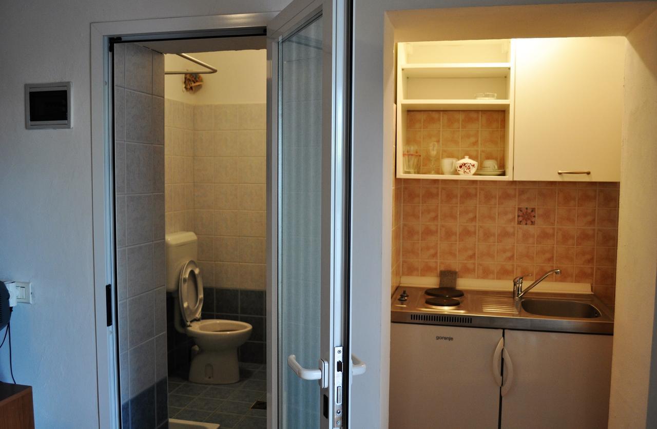 فونتانا Tri Srca Apartments & Rooms المظهر الخارجي الصورة