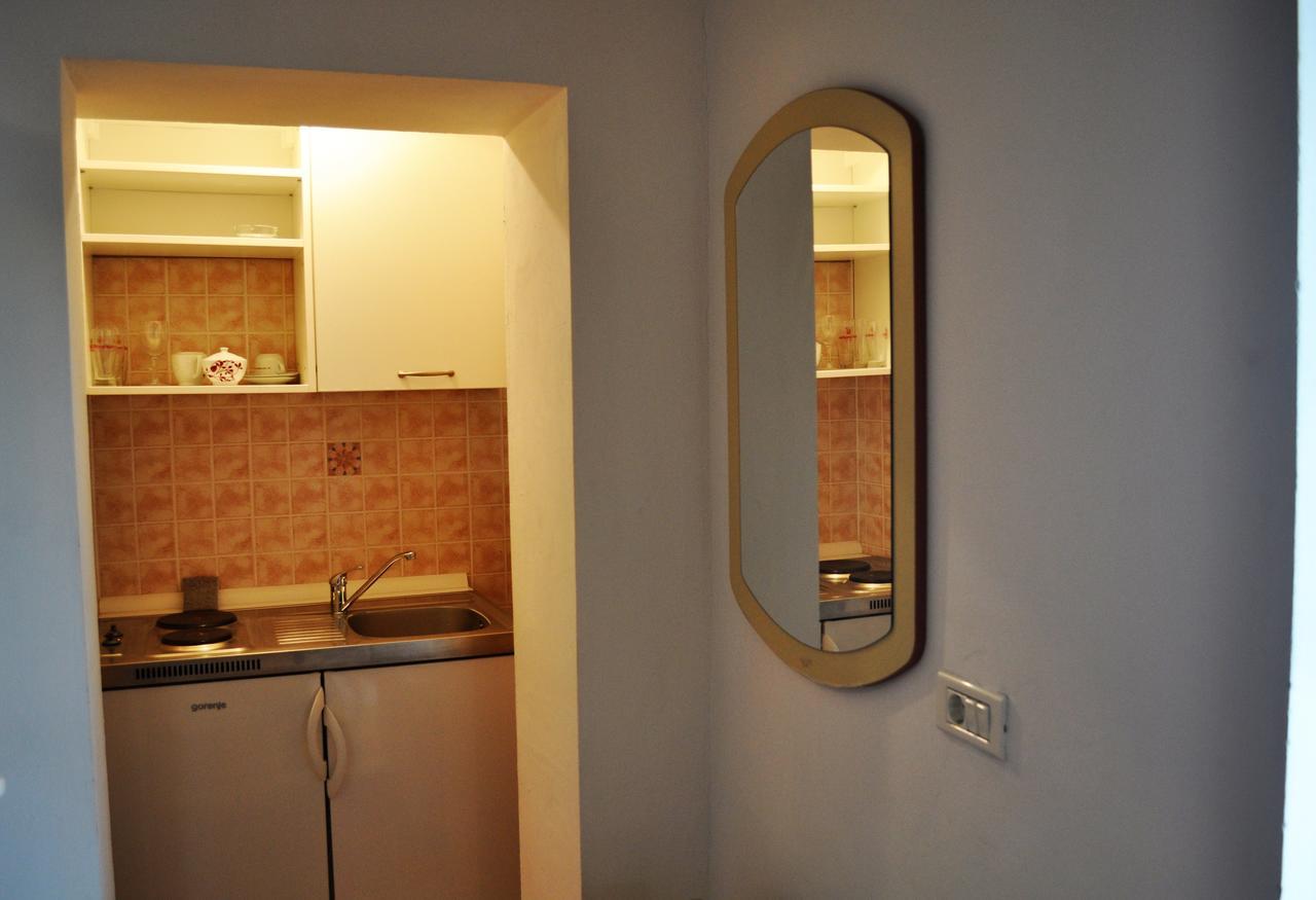 فونتانا Tri Srca Apartments & Rooms المظهر الخارجي الصورة