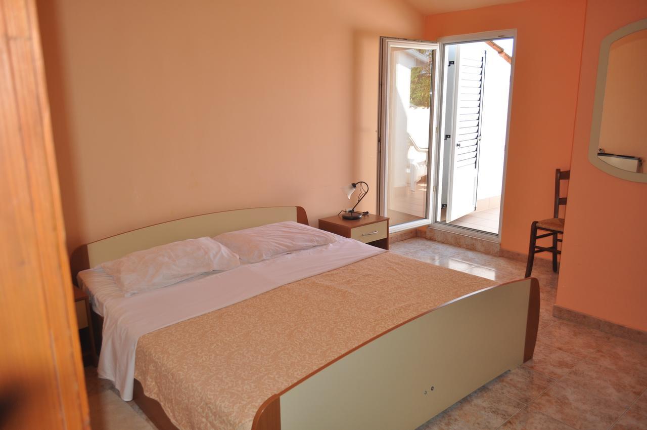 فونتانا Tri Srca Apartments & Rooms المظهر الخارجي الصورة